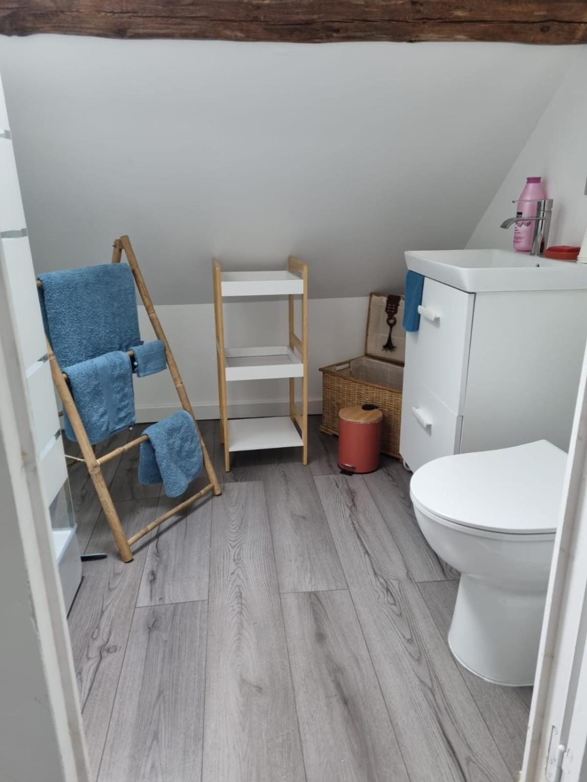 Chez Izza Chambre Au Calme 珀莱维尔 外观 照片